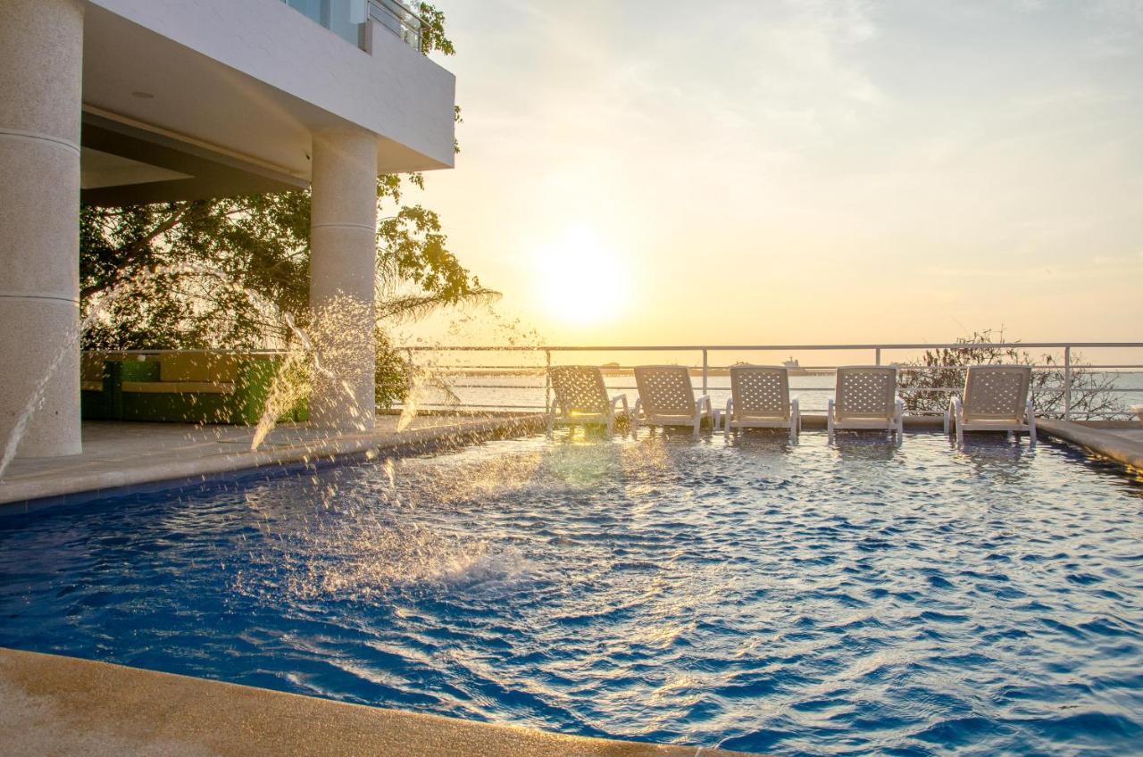 Hotel Santorini Casablanca Papares ภายนอก รูปภาพ