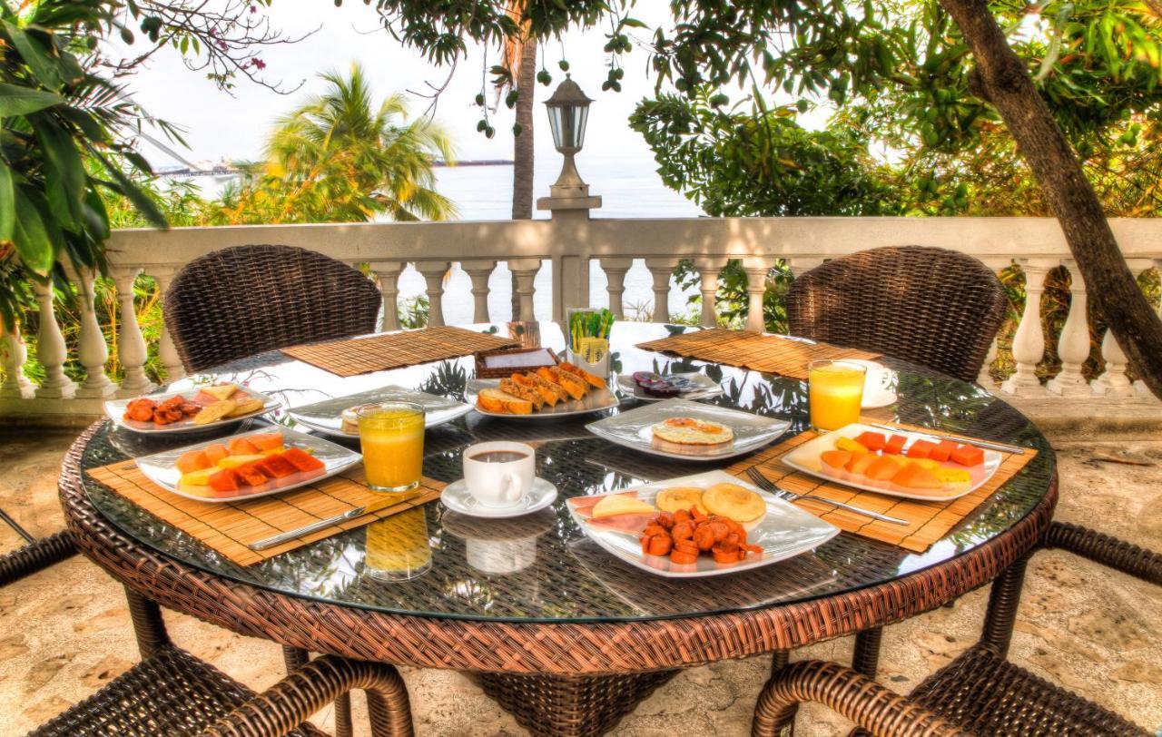 Hotel Santorini Casablanca Papares ภายนอก รูปภาพ